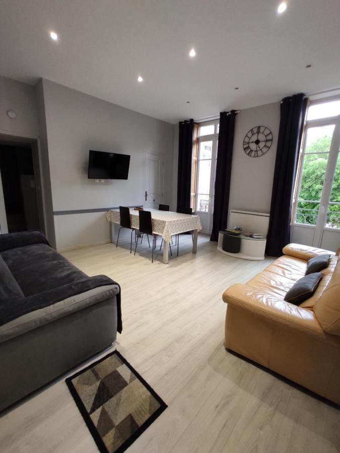 Agreable T2 Au Centre De Luchon Apartamento Bagnères-de-Luchon Exterior foto